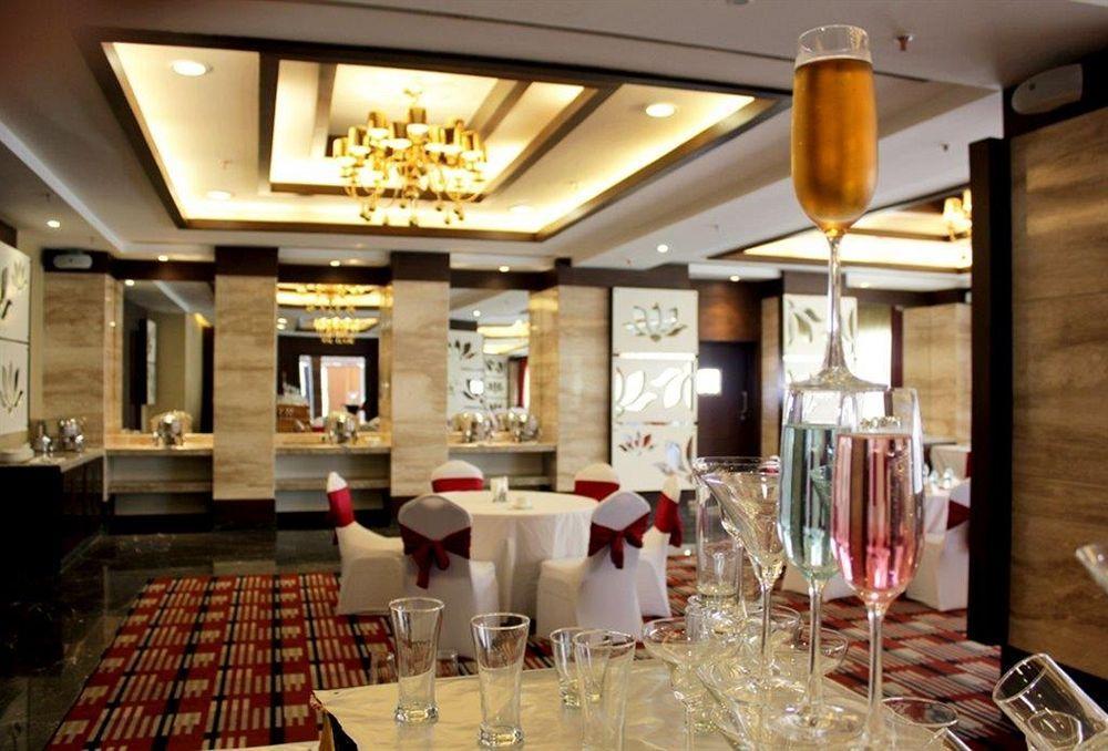 Hotel The Golden Palms & Spa, Delhi New Delhi