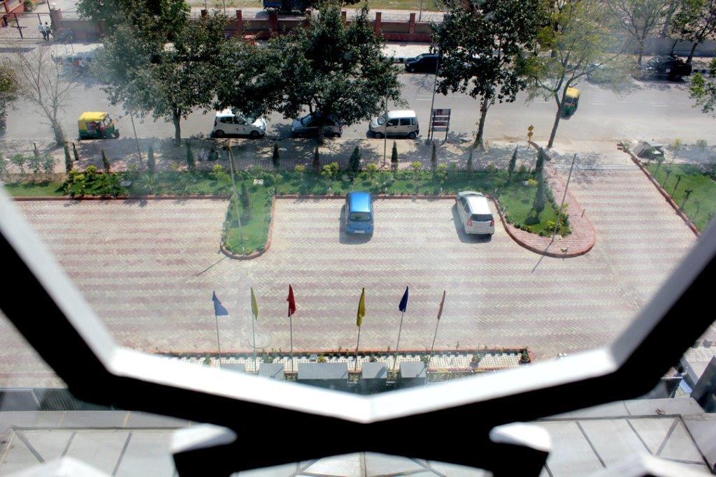 The Golden Palms & Spa, Delhi Hotel New Delhi