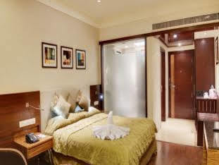 The Golden Palms & Spa, Delhi 4* New Delhi